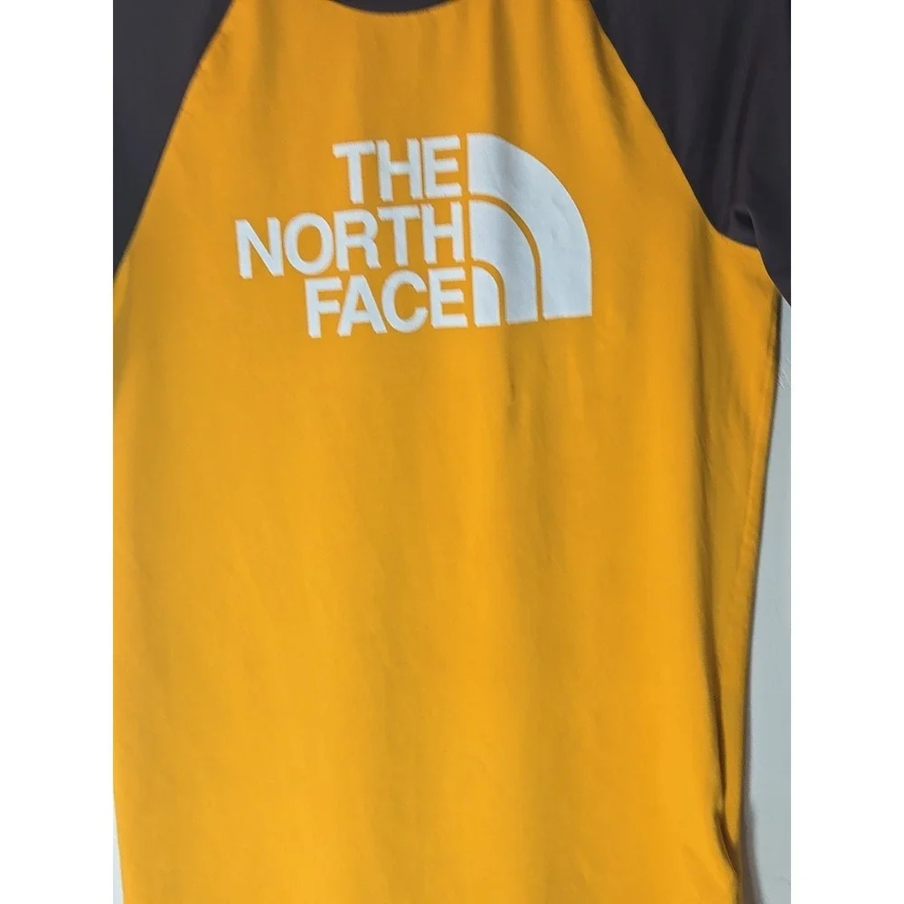 The North Face Boys XL 18/20 Orange Logo T-Shirt Youth Short Sleeve UPF 50‎ Tee